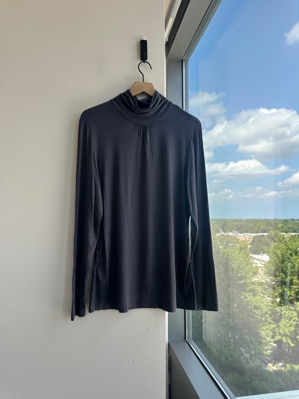 Victor Alfaro Ruched Lightweight Long Sleeve Pullover Turtleneck Blouse XL